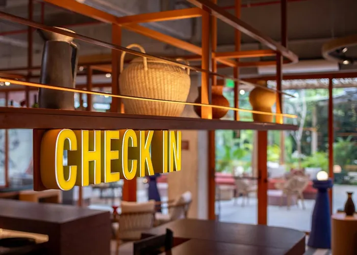 Hotel Moxy 4*