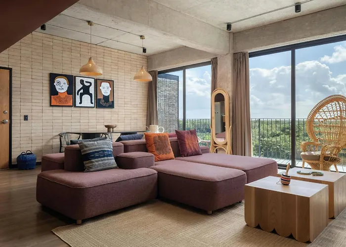 Moxy Hotel 4*