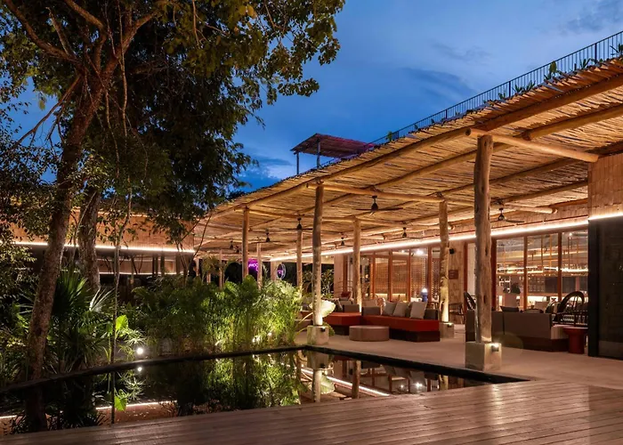 Hotel Moxy Tulum