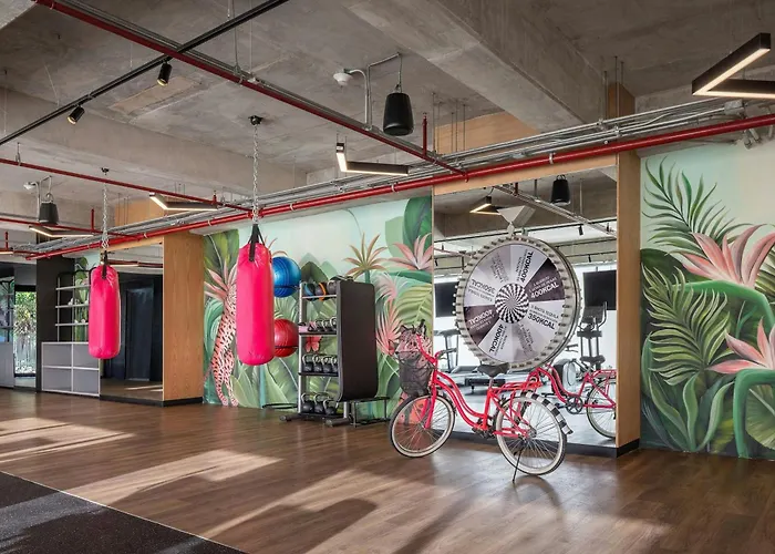 Moxy Hotel